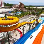 Spazzio Diroma Hotel Com Piscina 24 E Acesso Todos Os Dias No Diroma Acqua Park , Splash E Slide