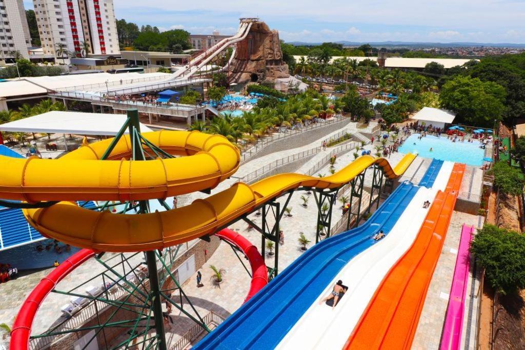 Spazzio Diroma Com Piscina 24 E Acesso Todos Os Dias No Diroma Acqua Park , Splash E Slide *